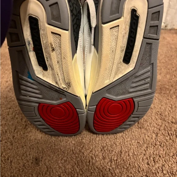 Jordan 3 Shoes - Picture 4 of 4